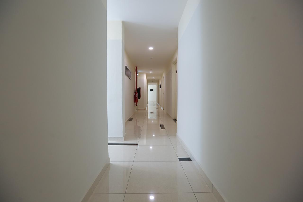 Pantai Regal Boutique Hotel Куантан Экстерьер фото