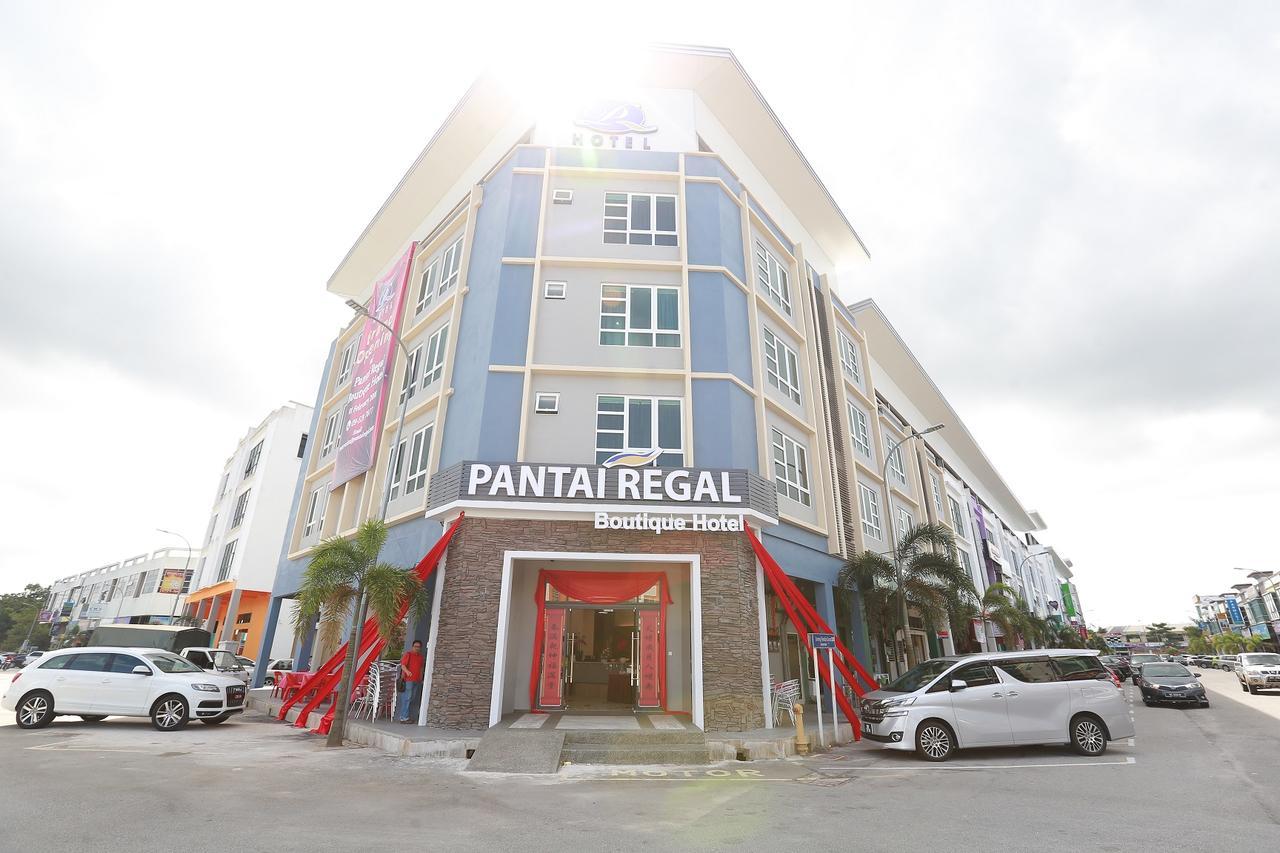 Pantai Regal Boutique Hotel Куантан Экстерьер фото